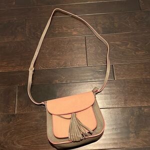 Cuir Rose pebbled leather pink and gray shoulder bag EUC